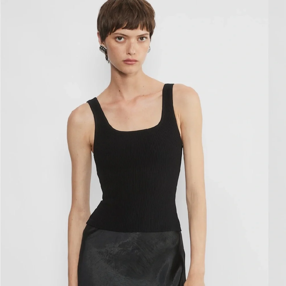 Babaton Black Ribbed Tank Top - Picture 2 of 7